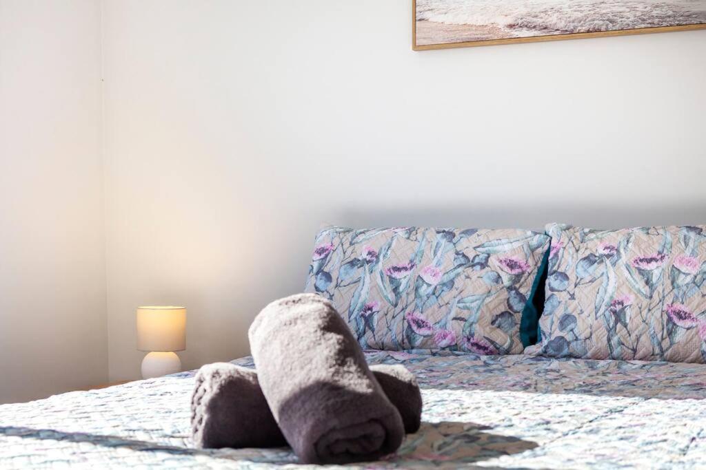 Stylish Townhouse With Hot Tub Apartment Christchurch