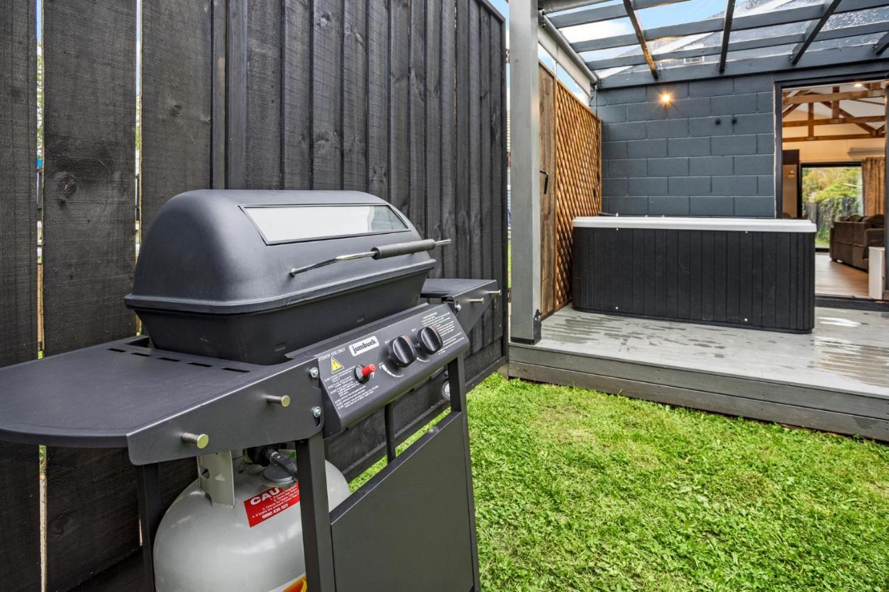 Unit With Bath * Christchurch