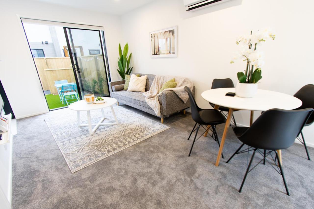 Beachside Haven 1 Bed 1 Bath Apartment *