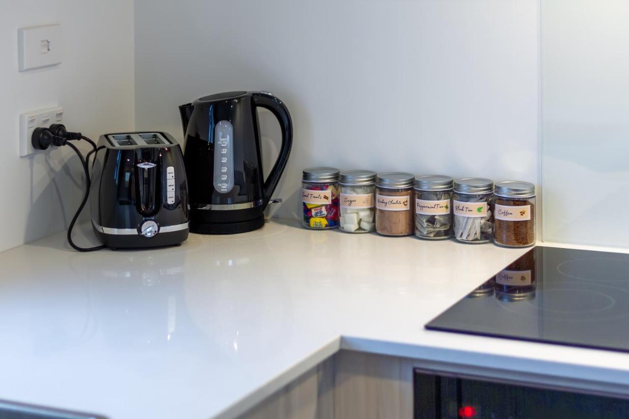 Explore Addington And Cbd 1 Bed W/carpark Apartment