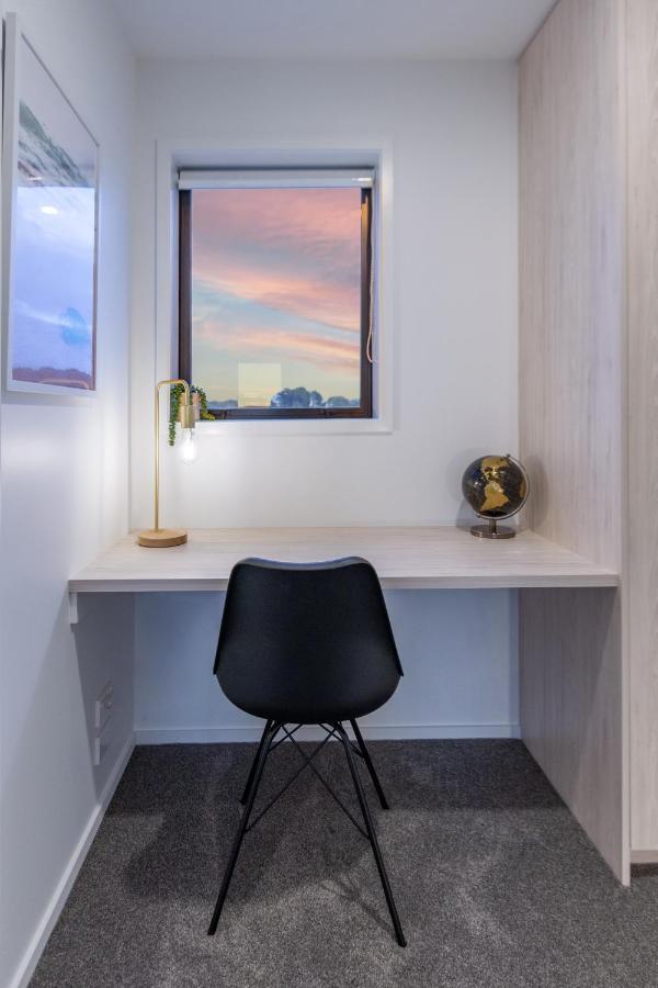 Apartment Sunrise From Your Balcony 2 Bed 2 Bath Christchurch