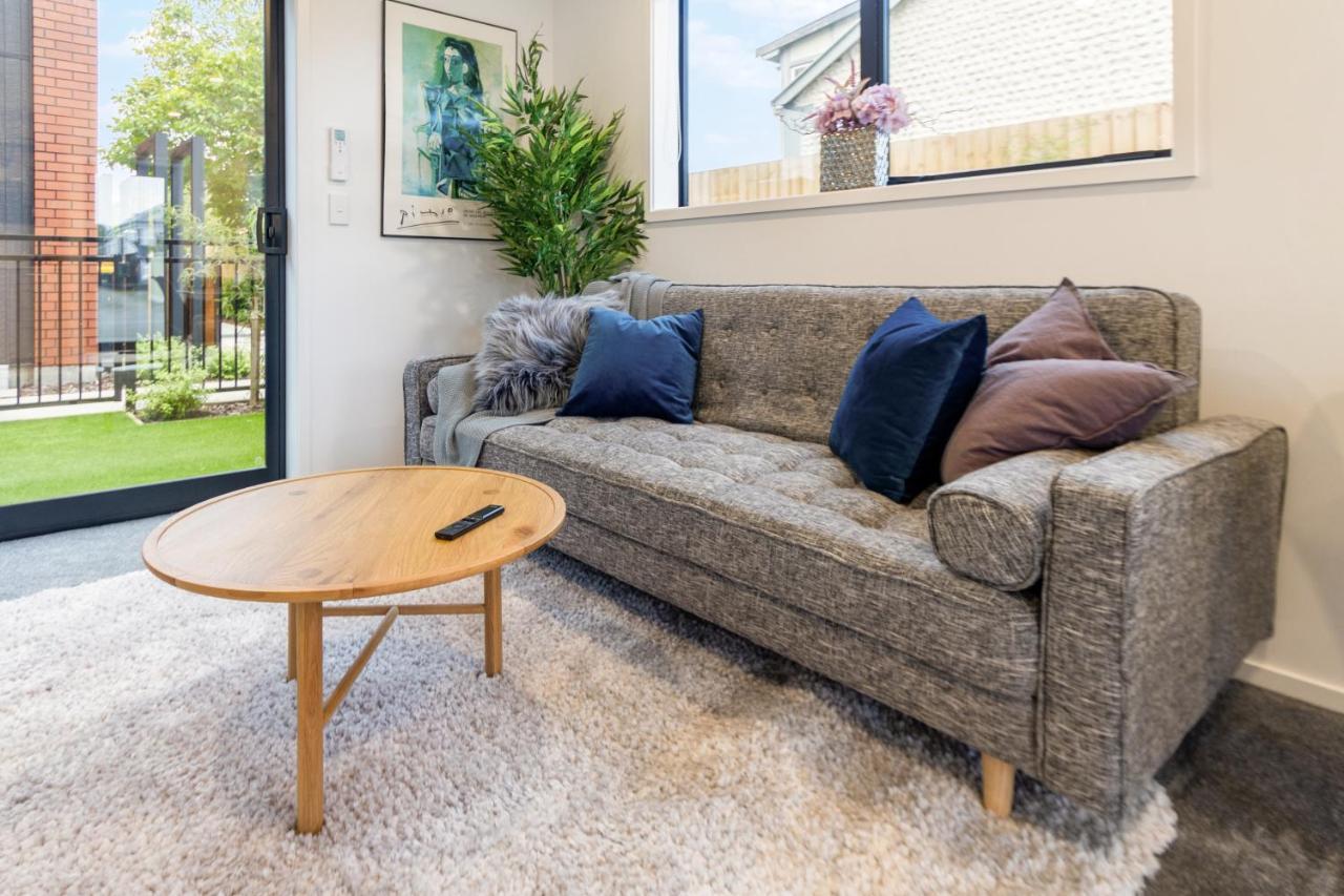 Explore Addington And Cbd 1 Bed W/carpark * Christchurch