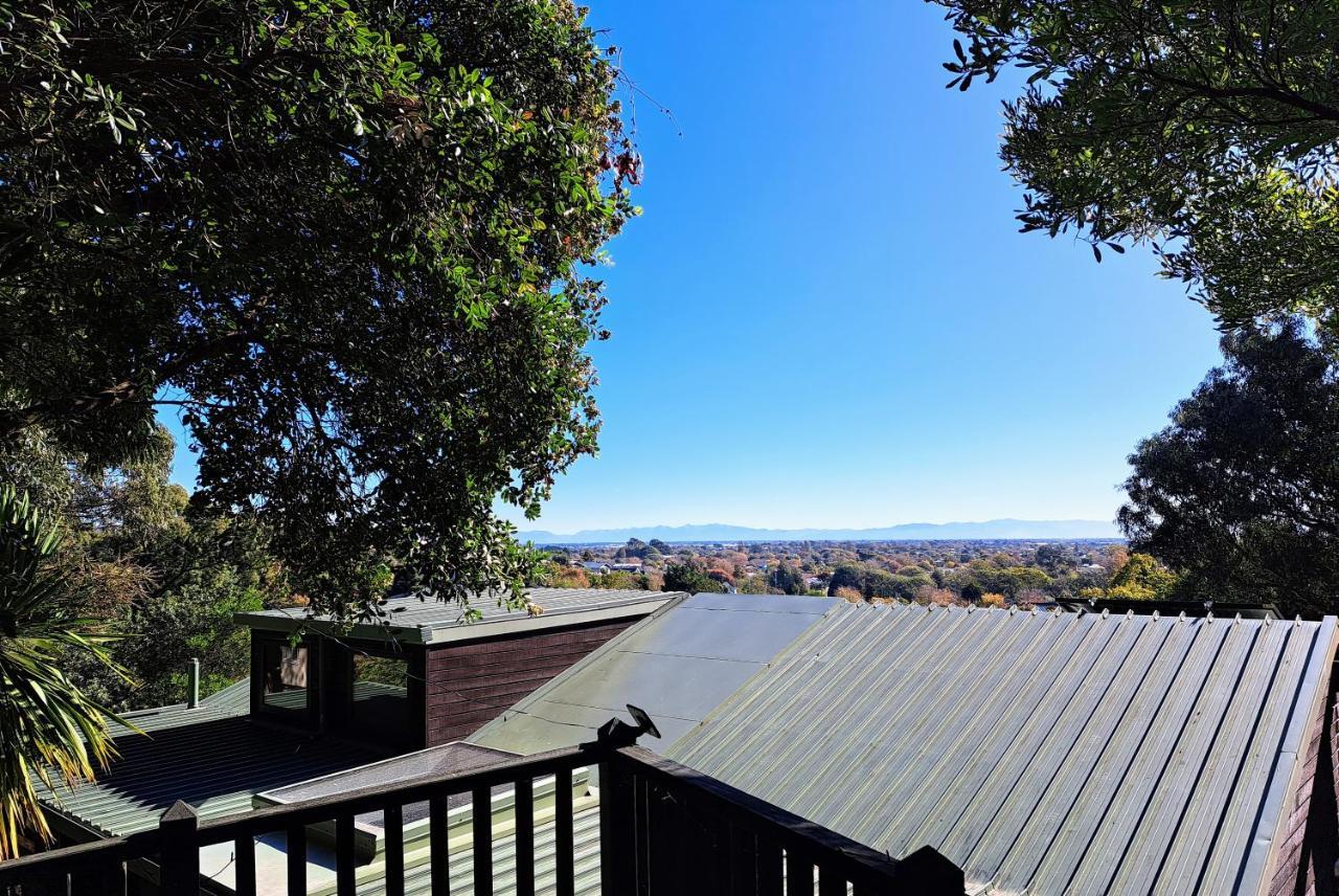 Sherwood 4-bedroom With Spectacular Views Holiday home Christchurch