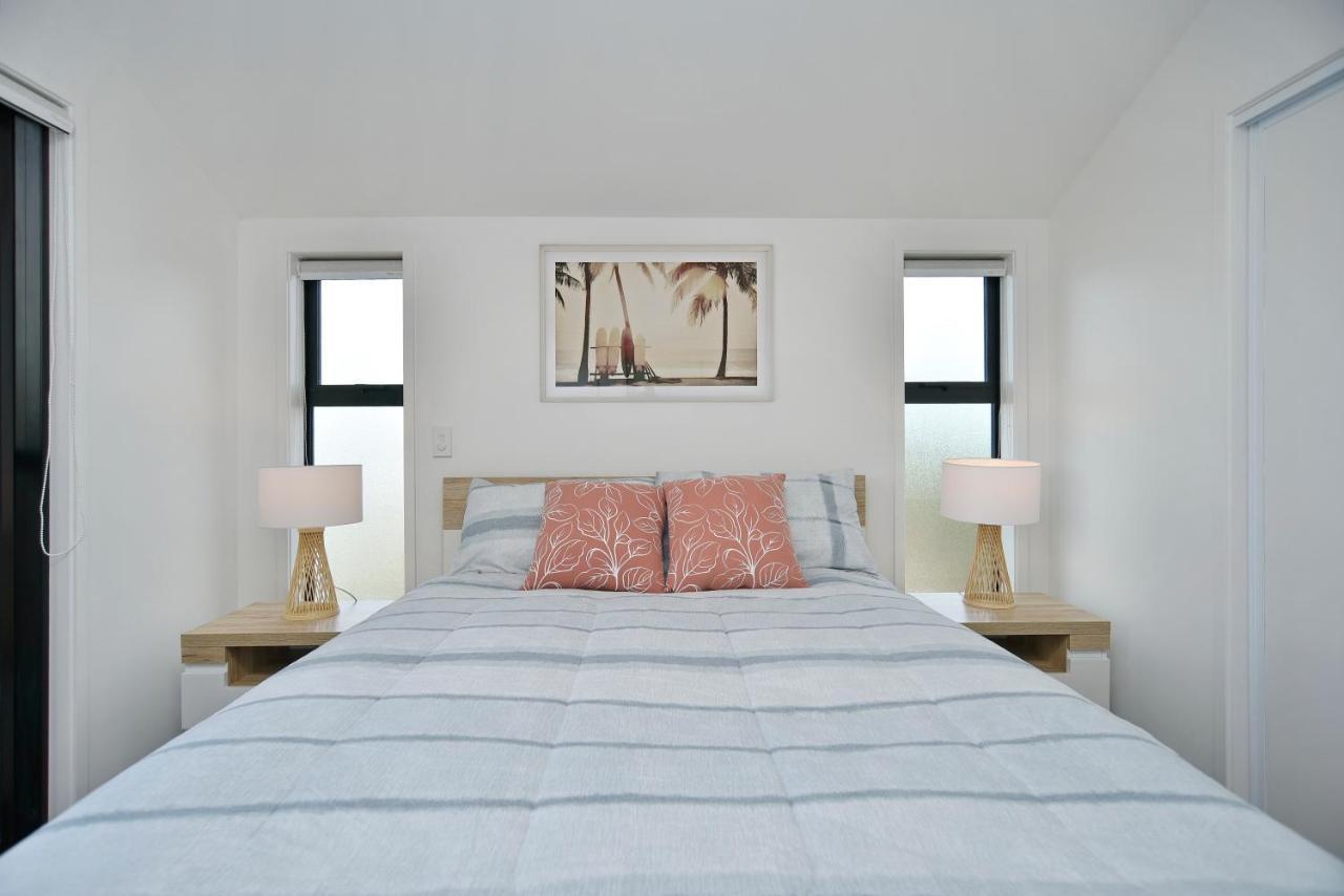 Sea Air And Sandy Beach, Beautiful 1 Bed 1 Bath