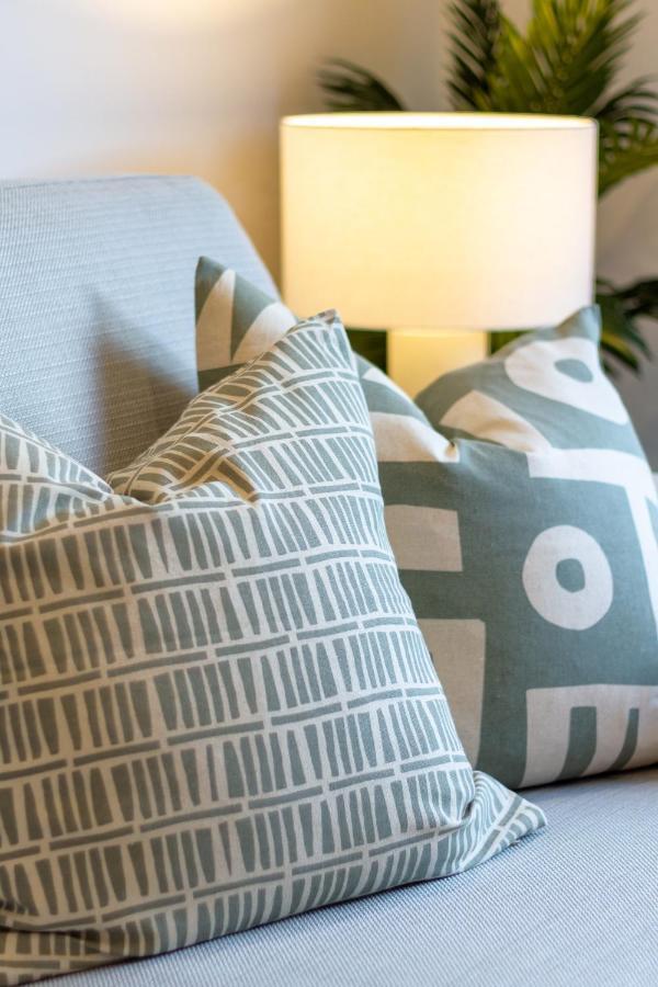 Apartment Urban Park Escape 2 Bed 2 Bath W/carpark Christchurch
