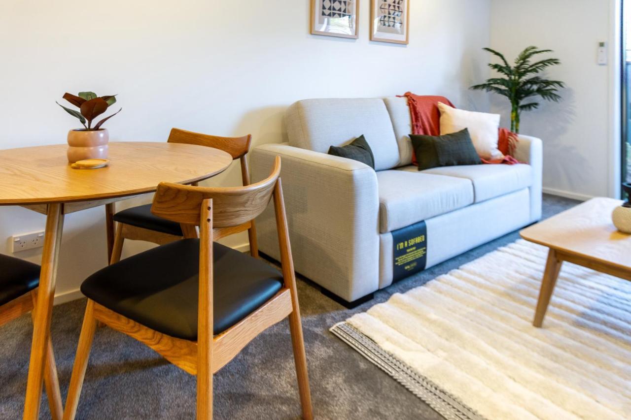 1 Bedroom 1 Bath, Executive Escape, Northlands Mall Apartment Christchurch