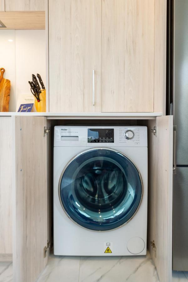 Peaceful Park View Townhouse 2 Bed W/carpark