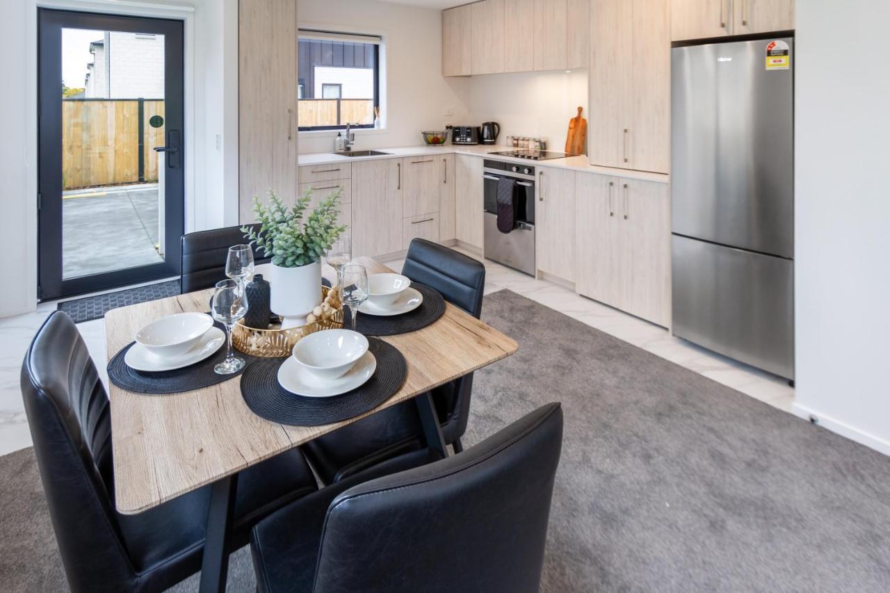 Peaceful Park View Townhouse 2 Bed W/carpark