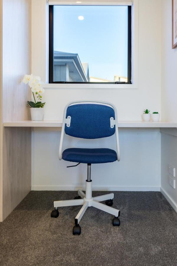 Wave Side Escape 1 Bed 1 Bath, New Brighton Apartment Christchurch