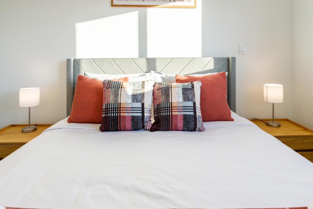 Wave Side Escape 1 Bed 1 Bath, New Brighton *