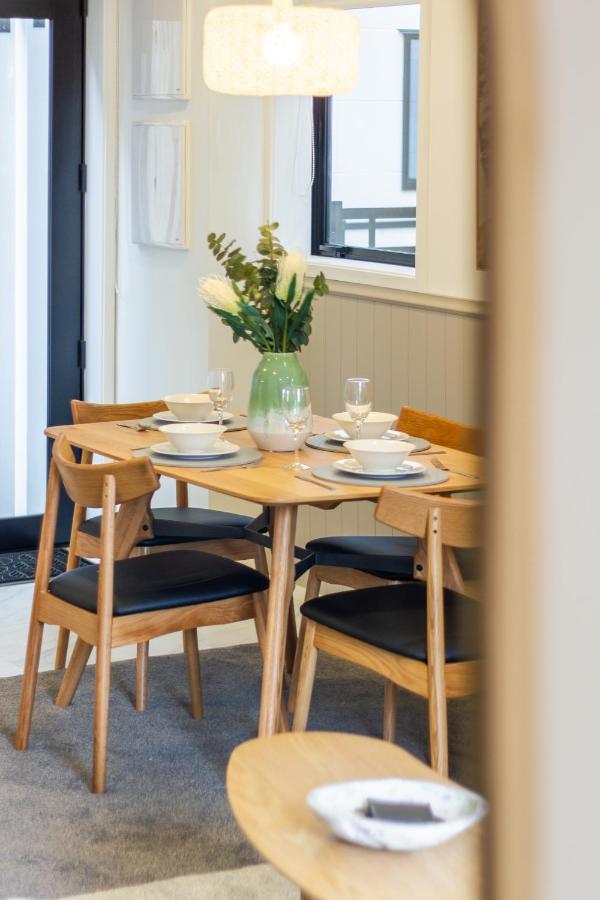 The Majestic Retreat 2 Bed 2 Bath Cbd *