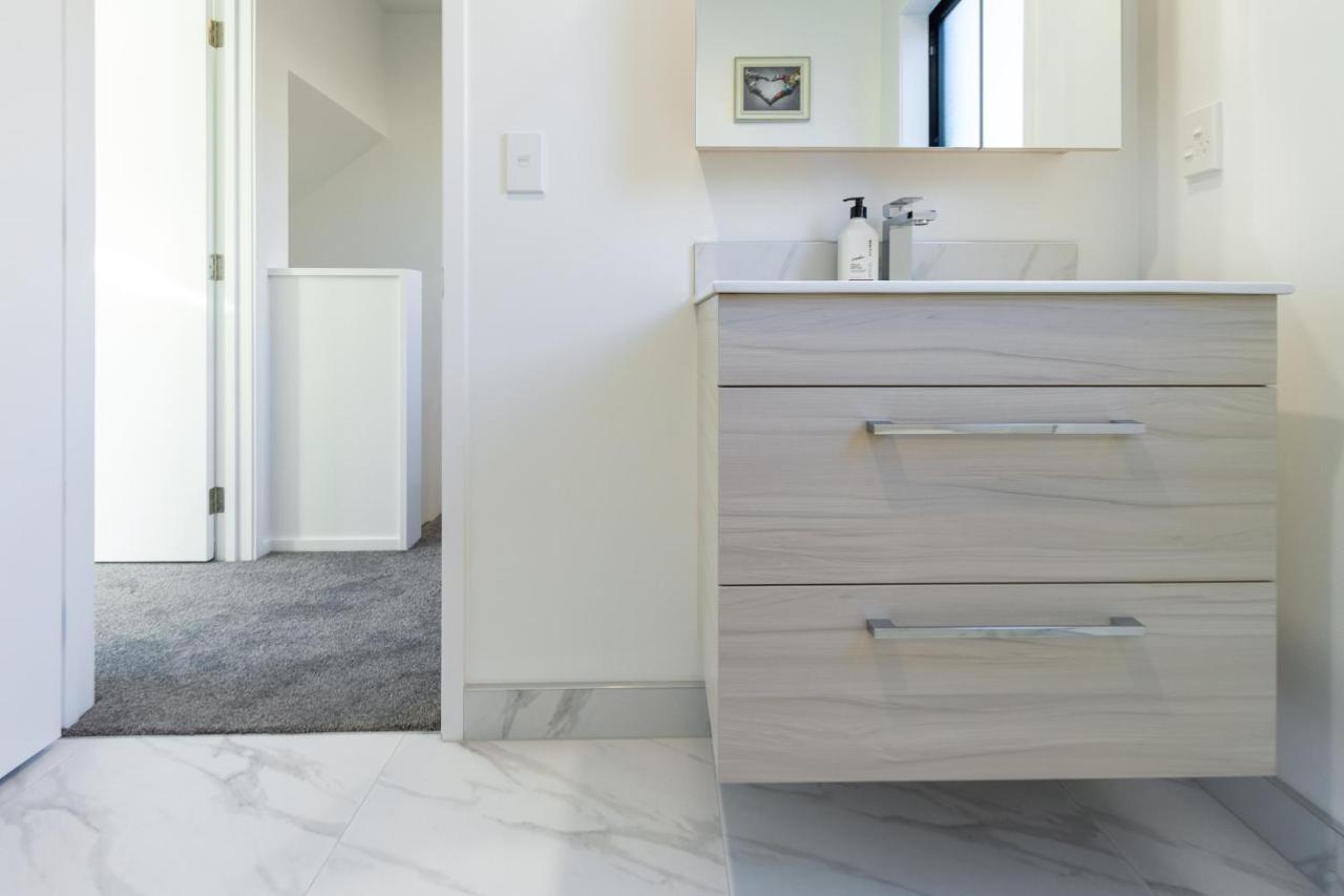 Wave Side Escape 1 Bed 1 Bath, New Brighton Christchurch
