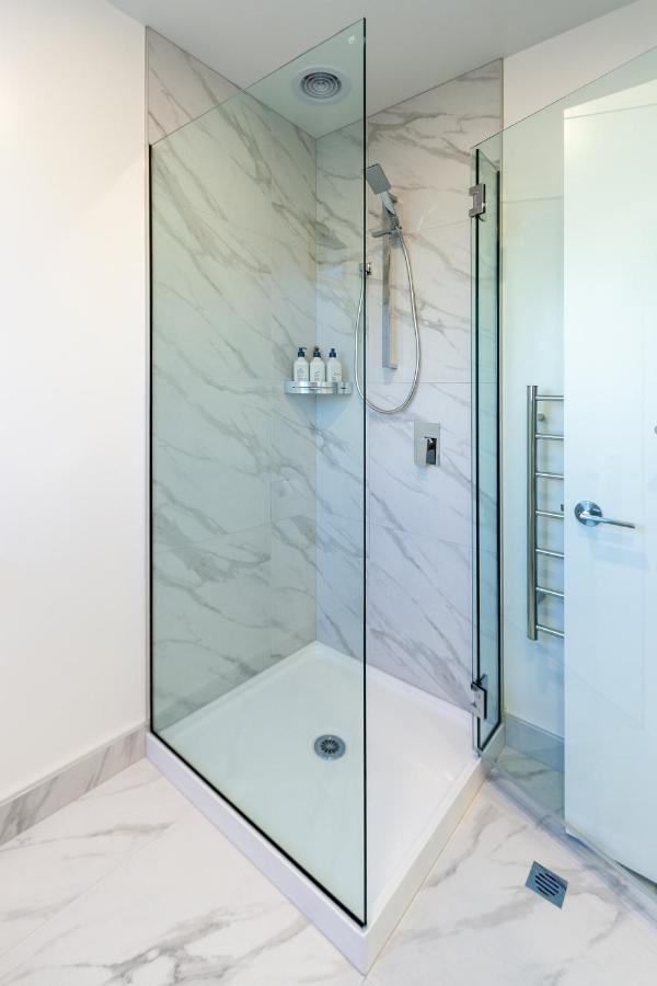 Wave Side Escape 1 Bed 1 Bath, New Brighton * Christchurch
