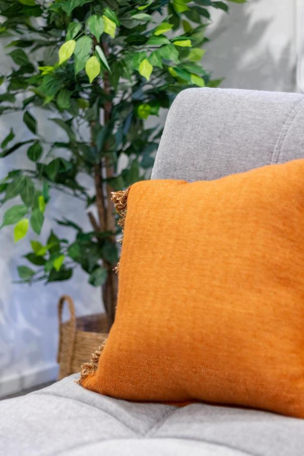 Chic Cbd Townhouse 2 Bed 2 Bath Christchurch