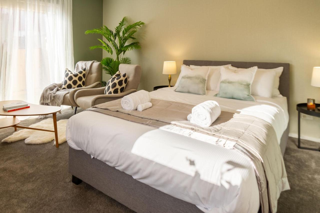 Luxury Escape For 2, Single Level Studio, Papanui Apartment *