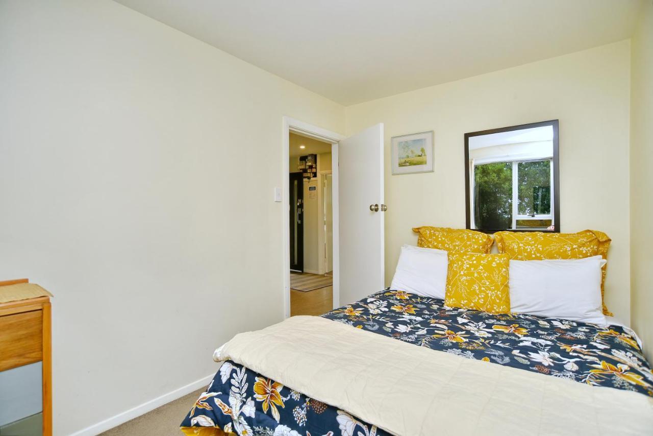 Charlesworth - Homes Holiday home Christchurch
