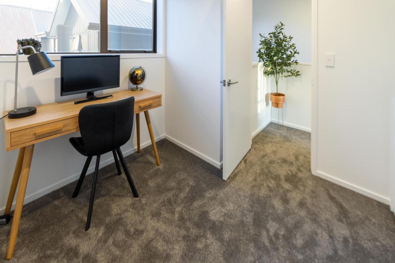 Modern 3 Bed Overlooking Hagley Park