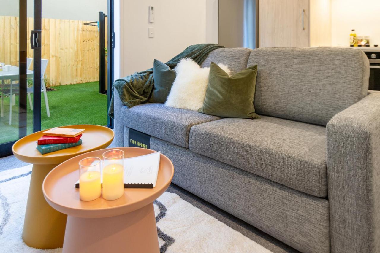 Stylish In The Heart Of 2 Bed Apartment *