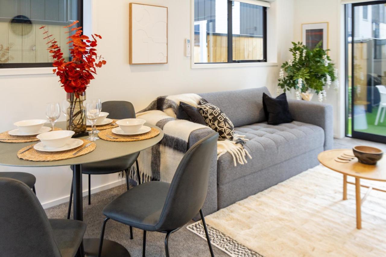 Cashel Street Hideaway 2 Bed 2 Bath Apartment