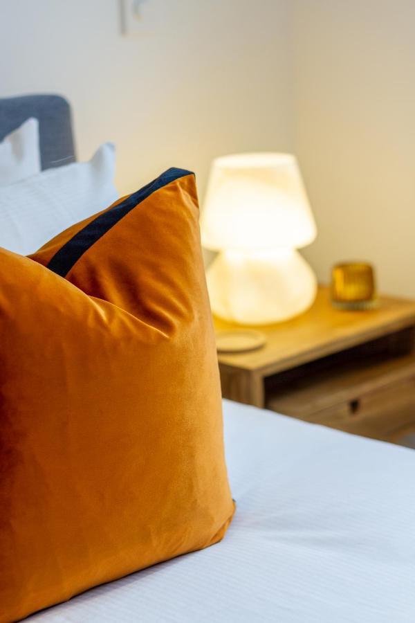 Cashel Street Hideaway 2 Bed 2 Bath Apartment