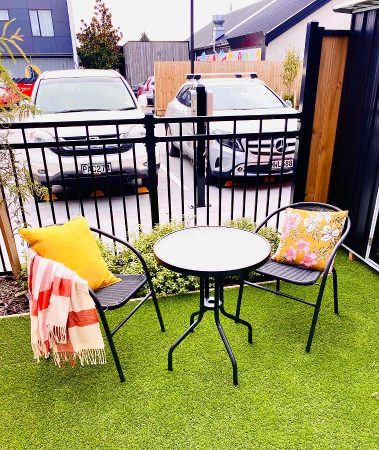 New Cozy Townhouse Near Chch Arena