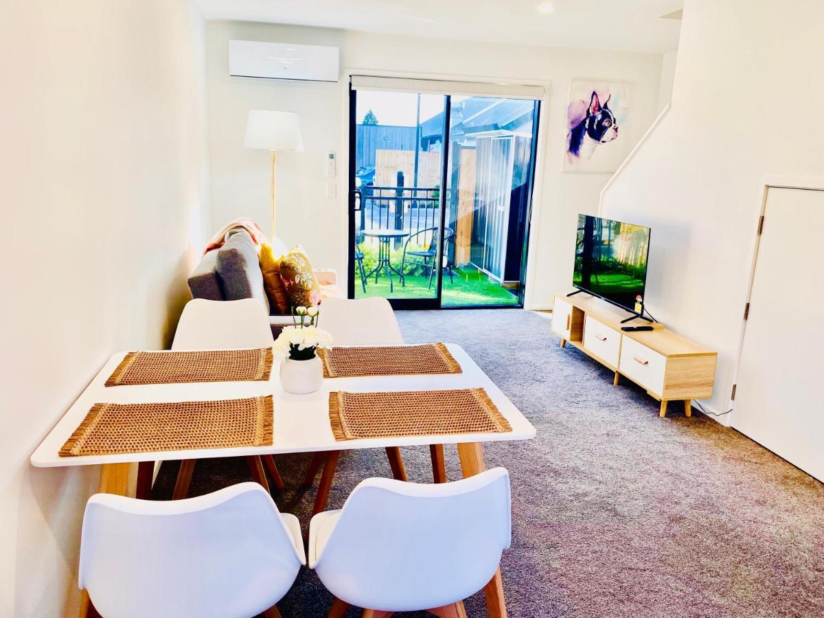 Apartment New Cozy Townhouse Near Chch Arena