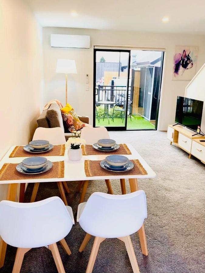 New Cozy Townhouse Near Chch Arena * Christchurch
