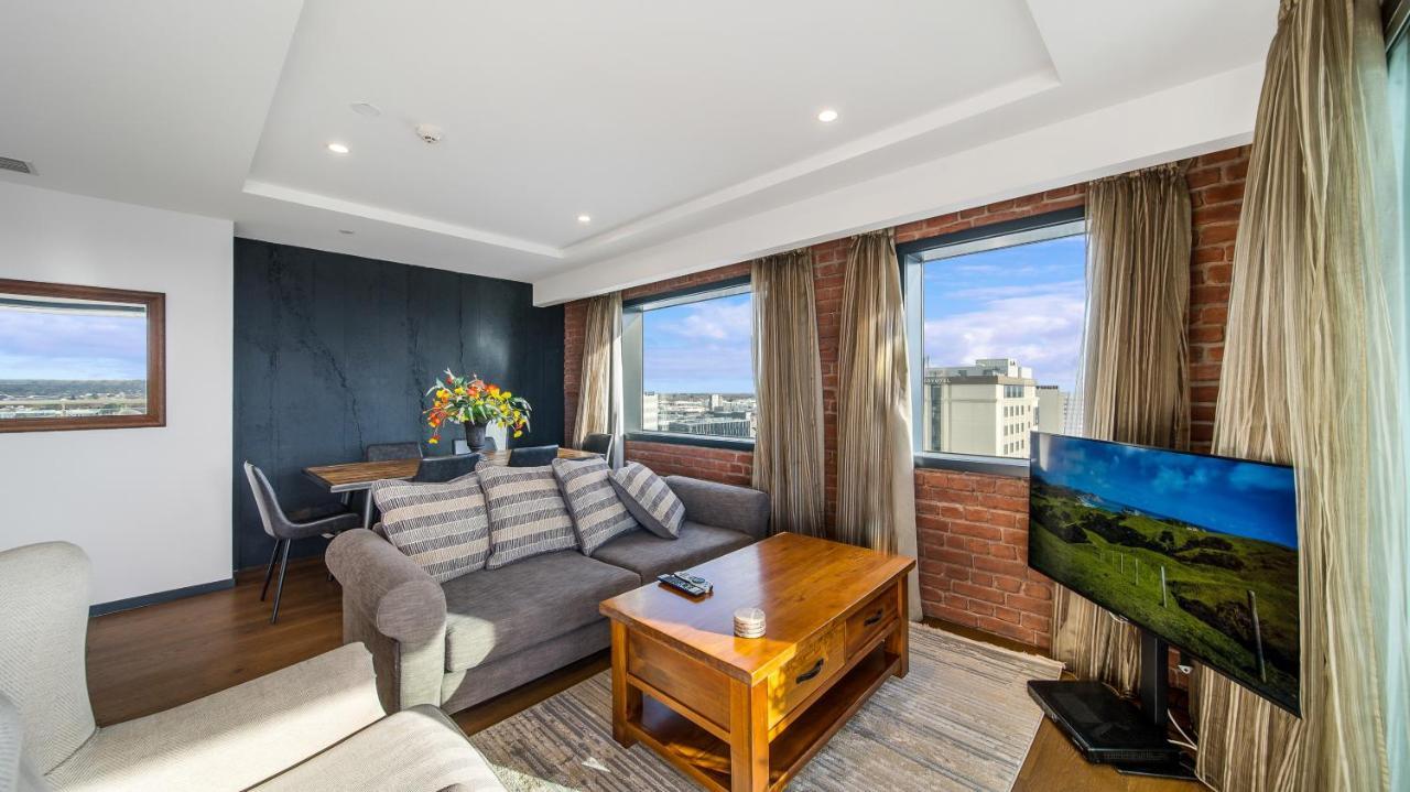 View With Free Valet Parking * Christchurch