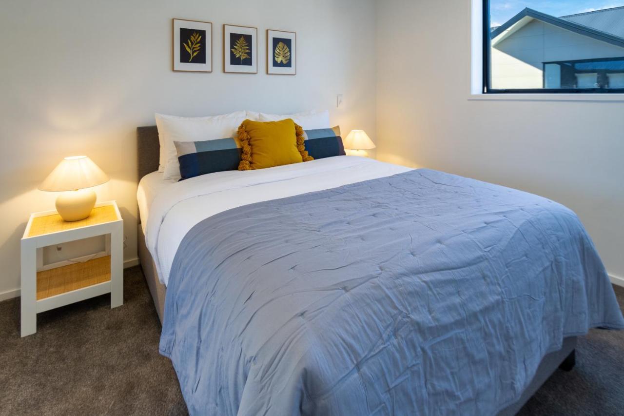Walk To 2 Bed 2 Bath. Madras Street Christchurch