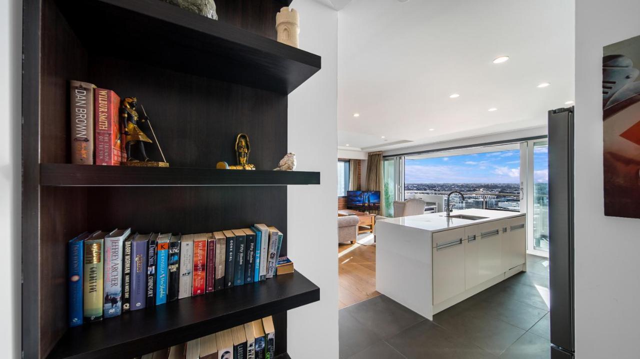 View With Free Valet Parking Christchurch