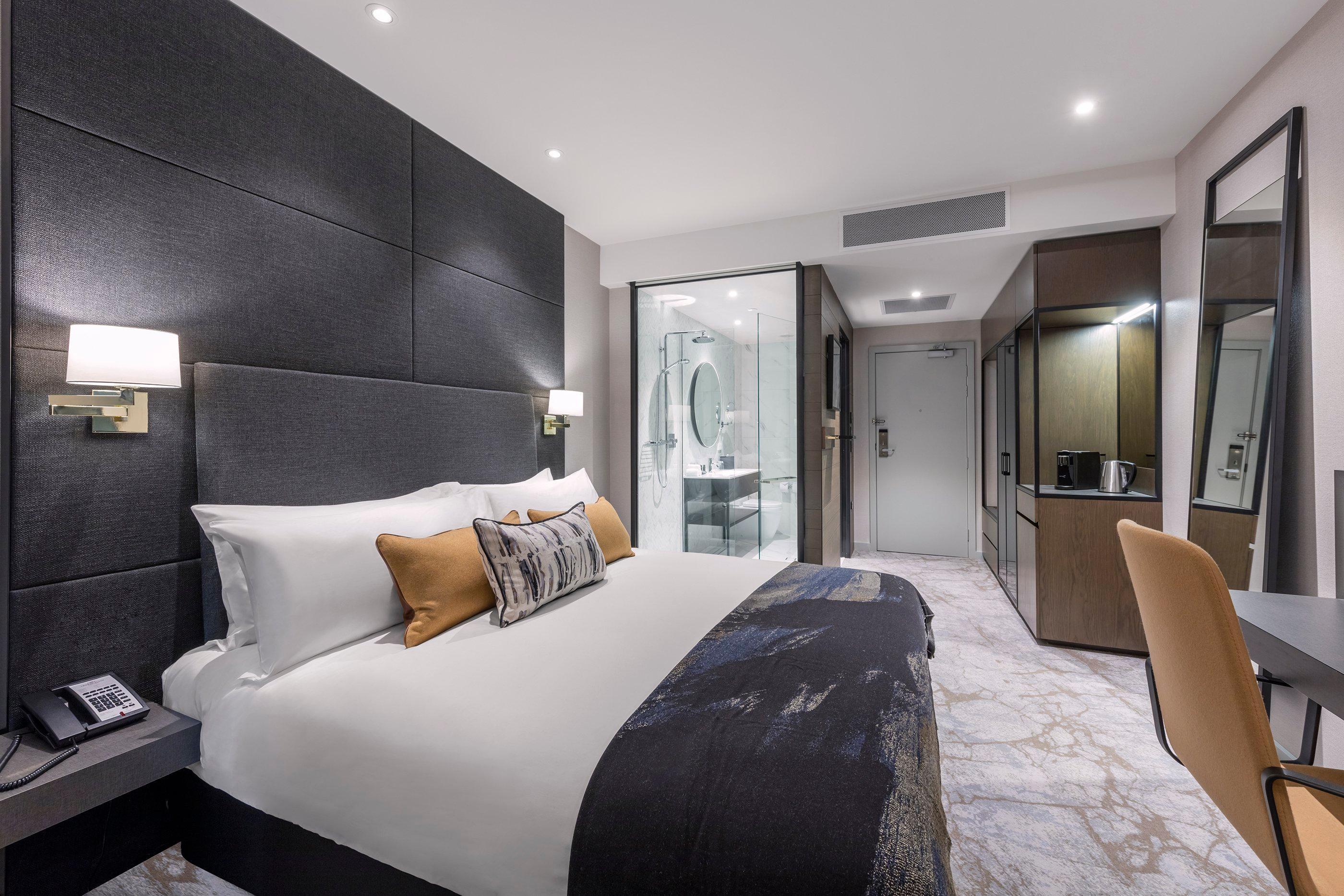Crowne Plaza By Ihg Hotel