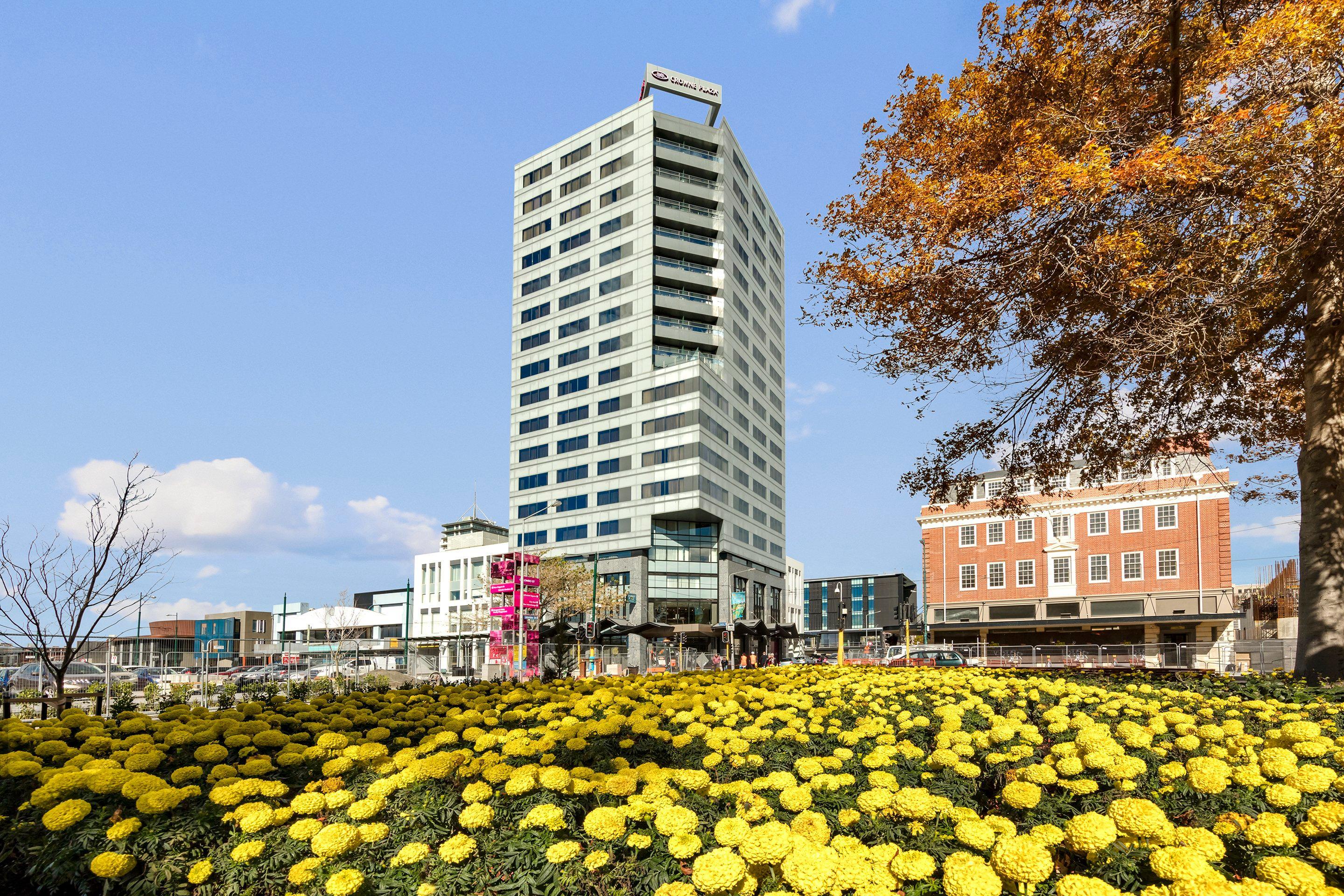 Crowne Plaza By Ihg Hotel