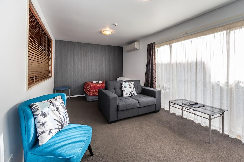 Roma On Riccarton