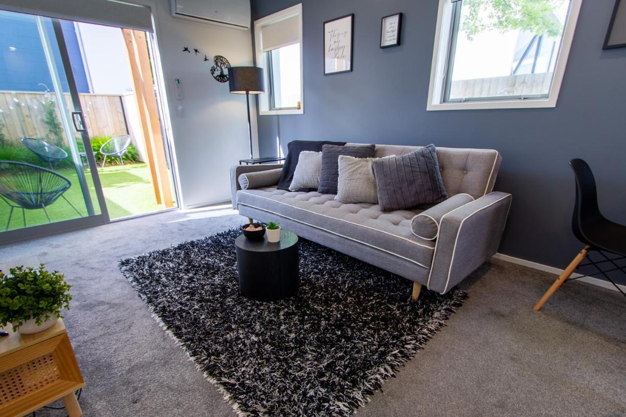 Hideout In Apartment *