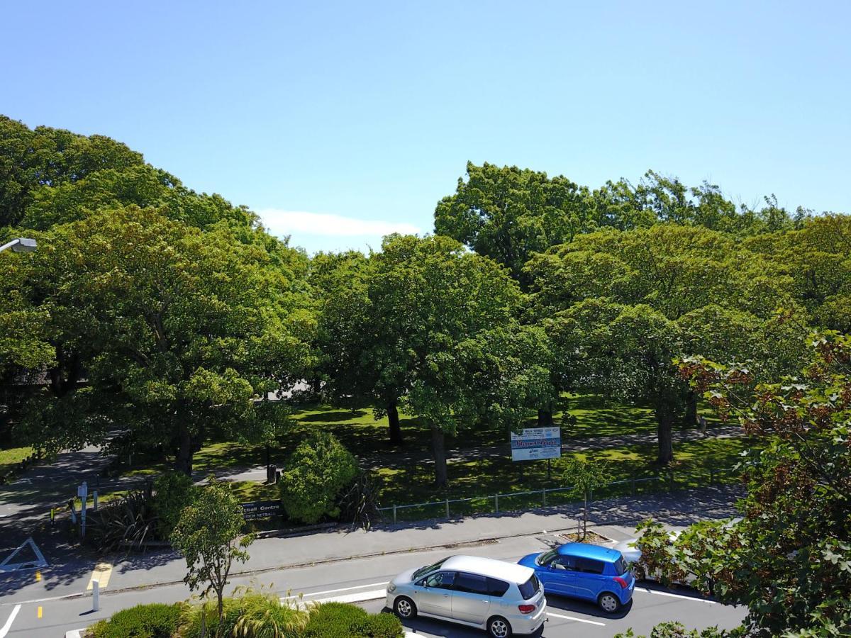 Hagley Park Views *
