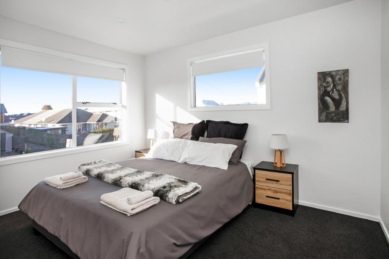 Spacious Quality Apartment, Convenient Location Apartment