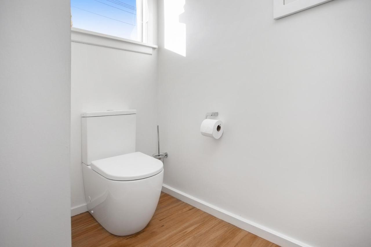 Apartment Spacious Quality Apartment, Convenient Location