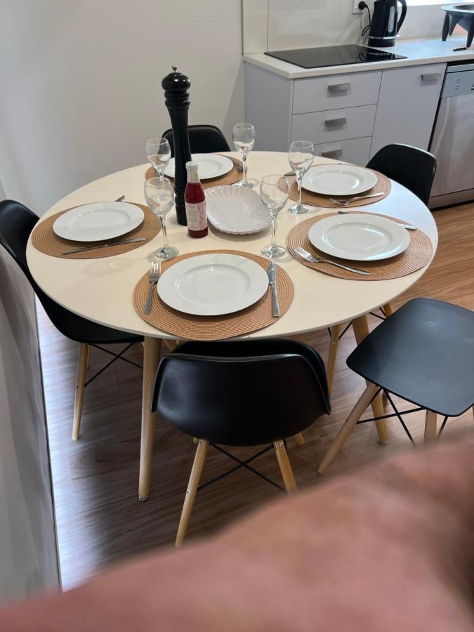 Apartment Spacious Quality Apartment, Convenient Location