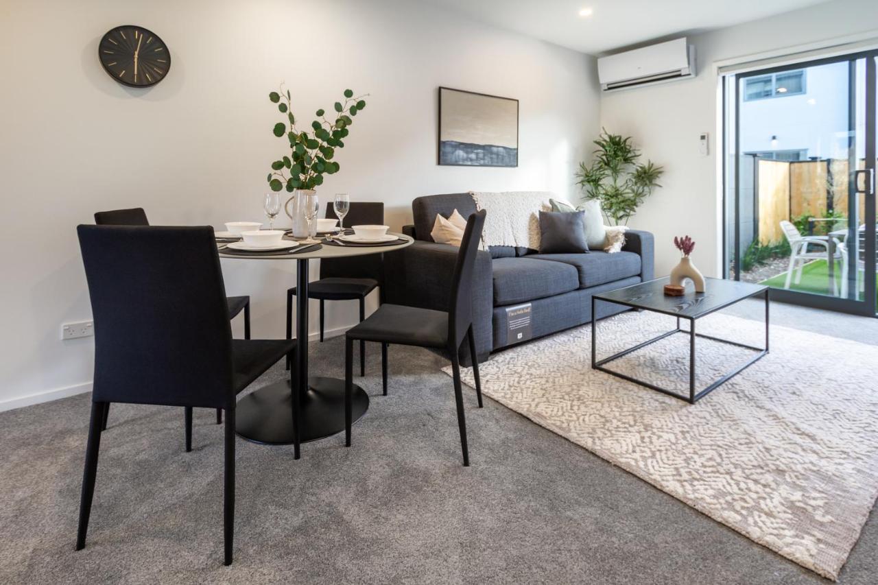 Nature's Haven 2 Bed 2 Bath W/carpark Apartment Christchurch