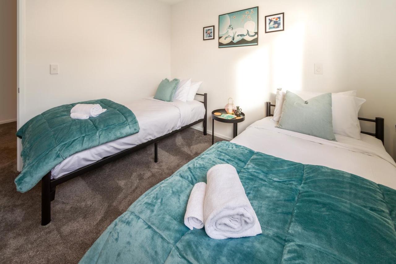 Nature's Haven 2 Bed 2 Bath W/carpark * Christchurch