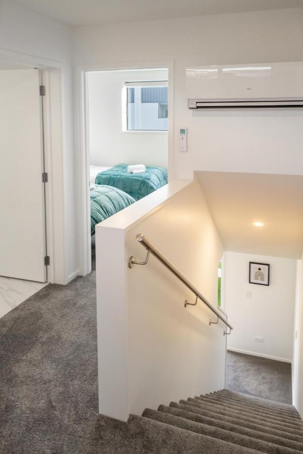 Apartment Nature's Haven 2 Bed 2 Bath W/carpark Christchurch