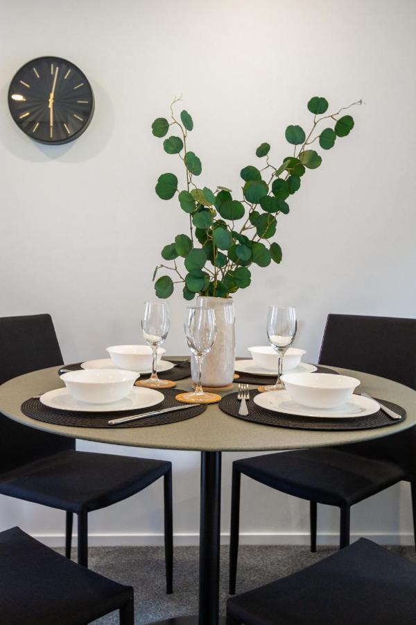 Apartment Nature's Haven 2 Bed 2 Bath W/carpark *