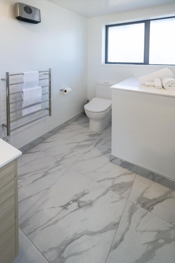 Nature's Haven 2 Bed 2 Bath W/carpark *