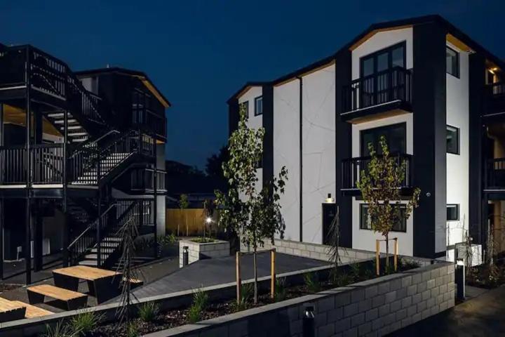 Hagley Park Apartment *