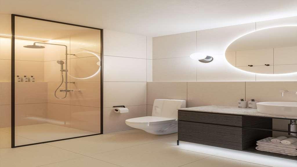 The Mayfair Hotel 5*