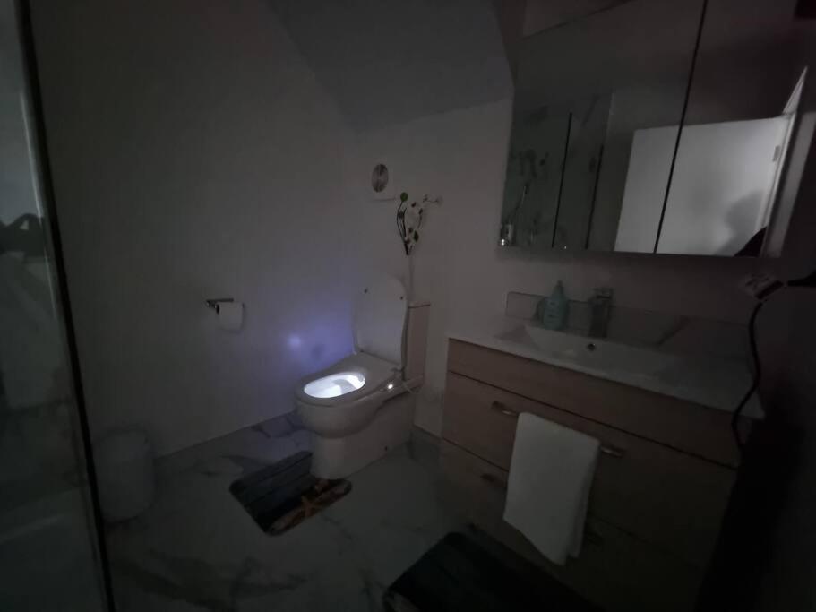 Cbd 2bdr 2bath Casino Townhall Tepae Convention Center Free Carpark Apartment