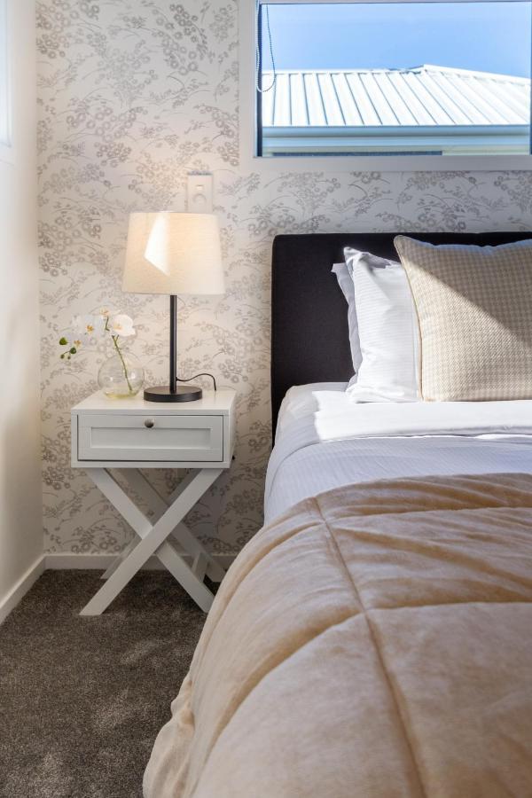 Beachside Bliss: 1 Bed 1 Bath Christchurch