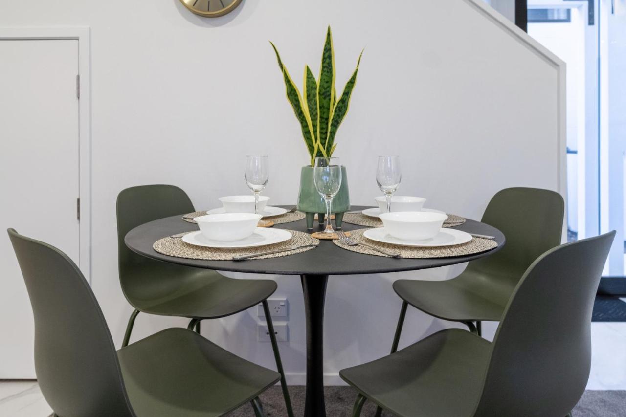 Apartment An Easy Walk To The Cbd - 2 Bed, 2 Bathroom Christchurch
