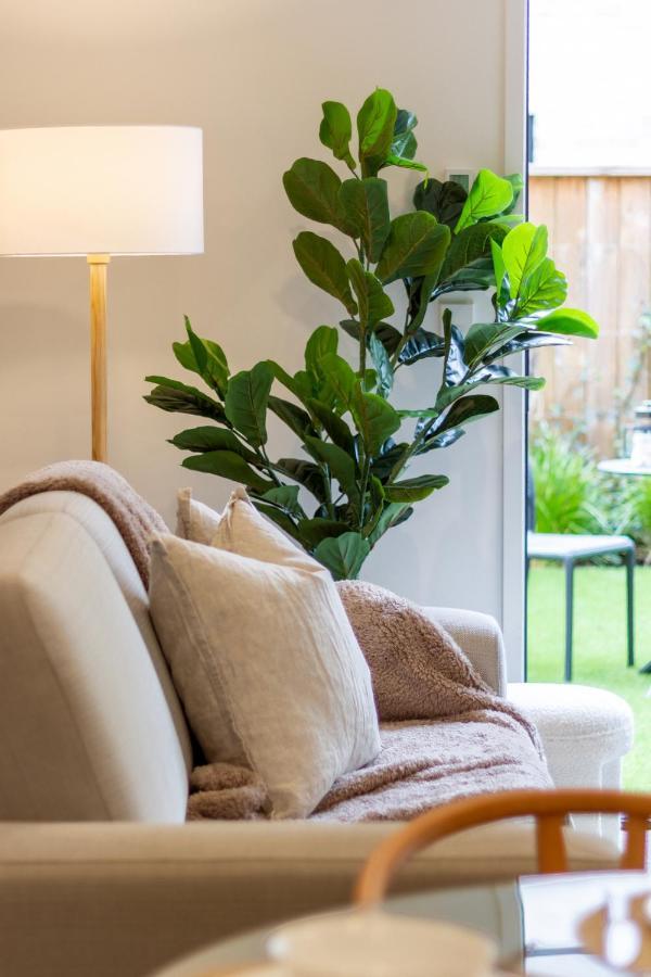 Apartment Gorgeous Getaway On Gloucester St- 1 Bed 1 Bath *
