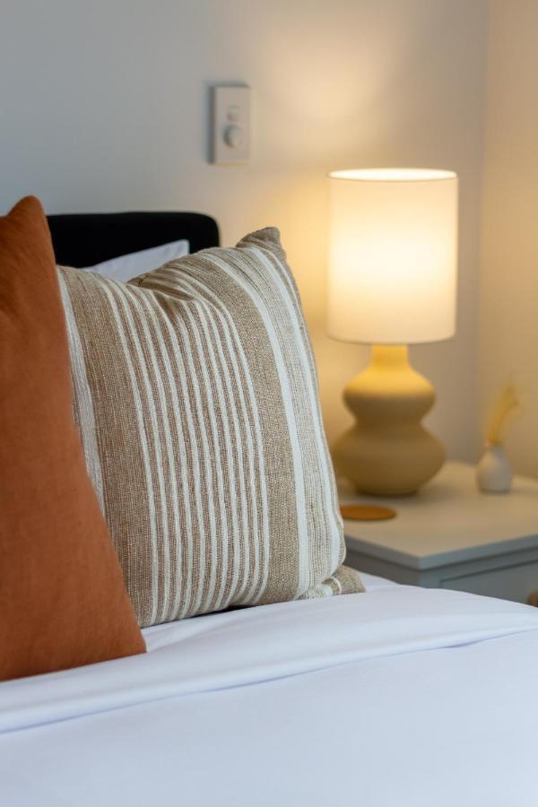 Gorgeous Getaway On Gloucester St- 1 Bed 1 Bath *